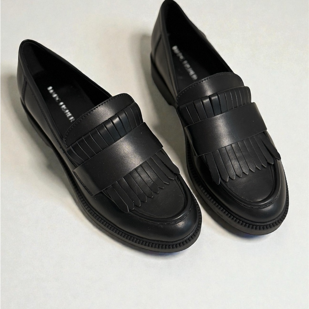 Marc Fisher iconic Black vegan Loafers with Fringe NWOT Carolyn Bessette style